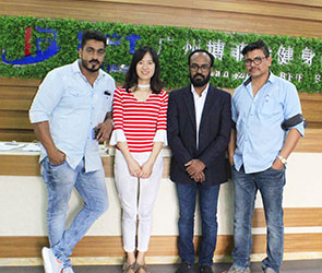 卡塔尔客户来中国找商用健身器械生产桃子视频在线看免费视频网